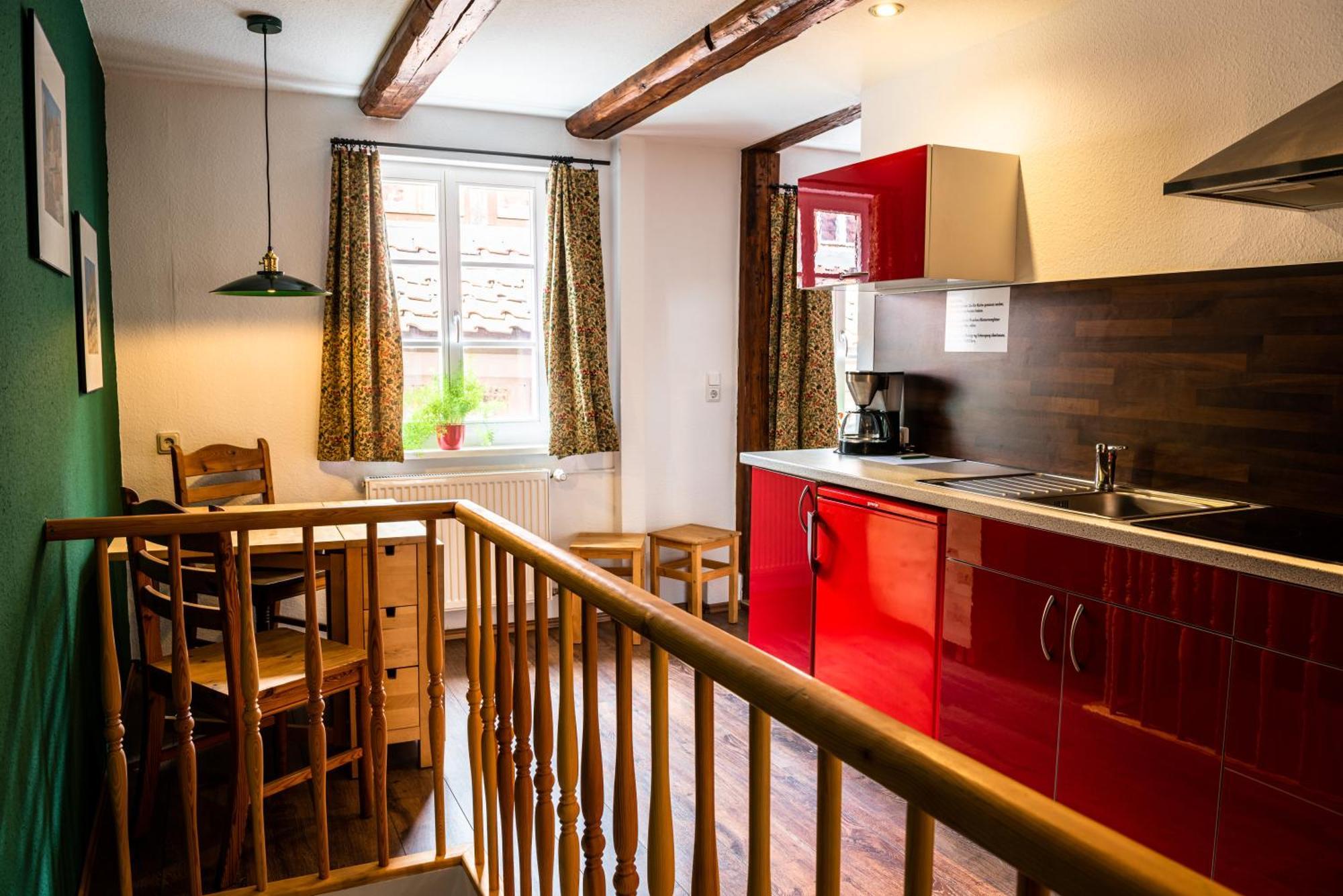 Fachwerkhotel - Ferienhaeuser Vorhof Zur Hoelle Кведлинбург Экстерьер фото